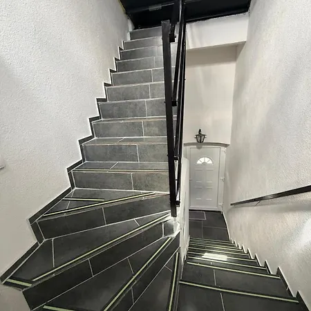 Art *